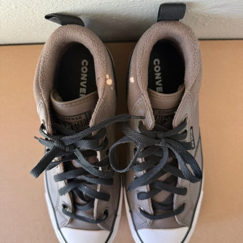 Converse brand model